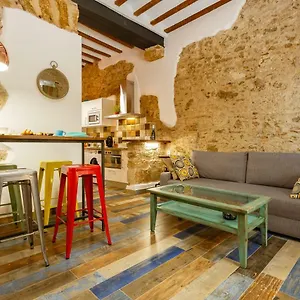 Noah House Center - Historic Center Cadiz